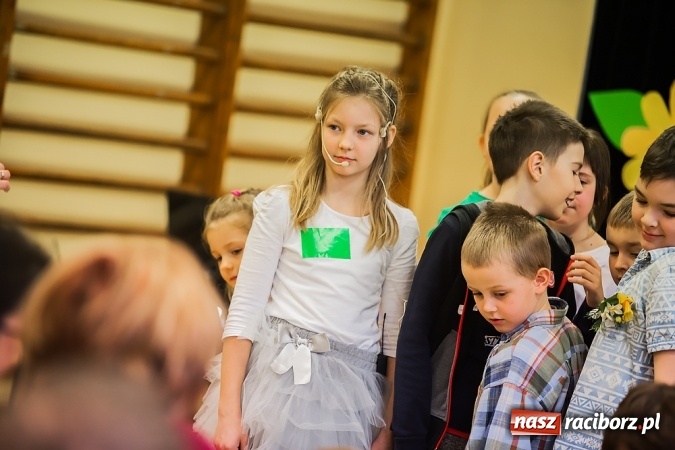 Zdjęcie w galerii na portalu naszraciborz.pl: Dzień otwarty w Szkole i Przedszkolu w Studziennej wiadomości z regionu