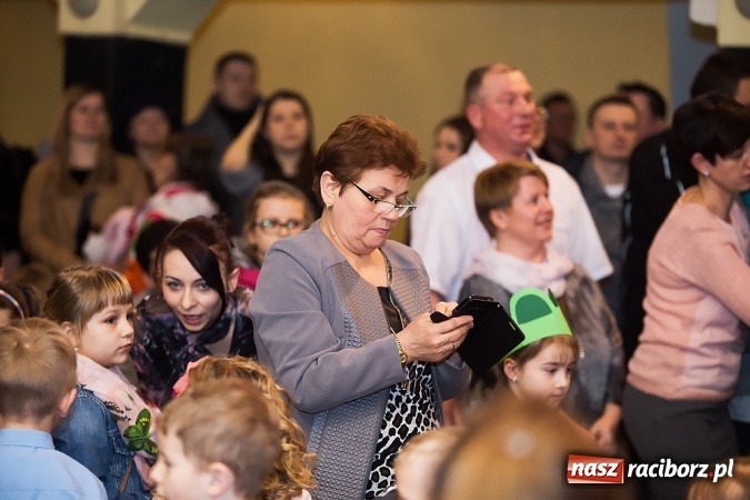 Zdjęcie w galerii na portalu naszraciborz.pl: Kiermasz wielkanocny w Krzanowicach wiadomości z regionu