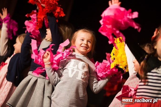 Zdjęcie w galerii na portalu naszraciborz.pl: Kiermasz wielkanocny w Krzanowicach wiadomości z regionu