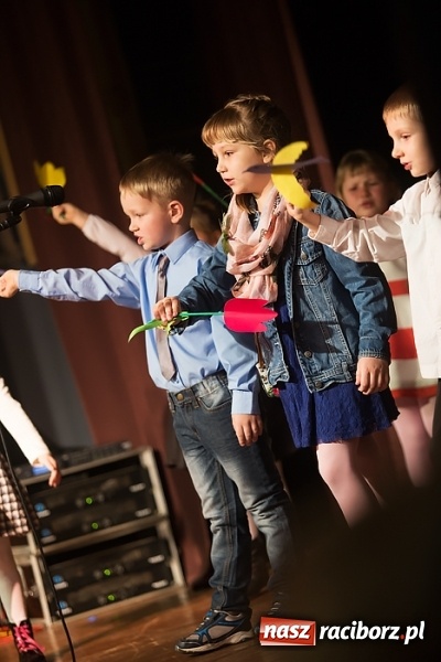 Zdjęcie w galerii na portalu naszraciborz.pl: Kiermasz wielkanocny w Krzanowicach wiadomości z regionu