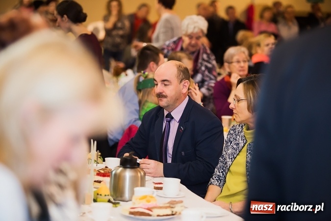 Zdjęcie w galerii na portalu naszraciborz.pl: Kiermasz wielkanocny w Krzanowicach wiadomości z regionu