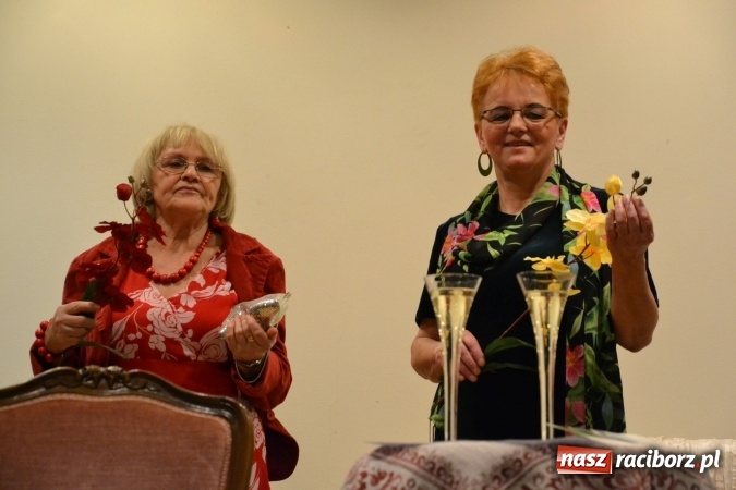 Zdjęcie w galerii na portalu naszraciborz.pl: Kobiety, kobietki, matrony, kokietki - widowisko na zamku wiadomości z regionu