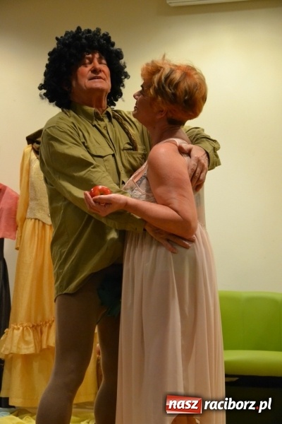 Zdjęcie w galerii na portalu naszraciborz.pl: Kobiety, kobietki, matrony, kokietki - widowisko na zamku wiadomości z regionu