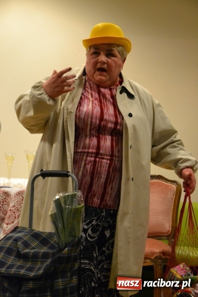 Zdjęcie w galerii na portalu naszraciborz.pl: Kobiety, kobietki, matrony, kokietki - widowisko na zamku wiadomości z regionu