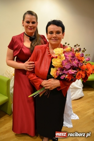 Zdjęcie w galerii na portalu naszraciborz.pl: Kobiety, kobietki, matrony, kokietki - widowisko na zamku wiadomości z regionu