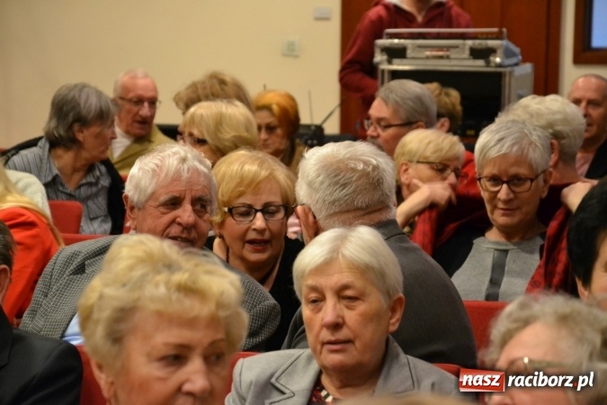 Zdjęcie w galerii na portalu naszraciborz.pl: Kobiety, kobietki, matrony, kokietki - widowisko na zamku wiadomości z regionu