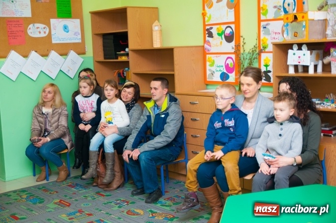 Zdjęcie w galerii na portalu naszraciborz.pl: Dzień otwarty w katolickiej szkole podstawowej  wiadomości z regionu