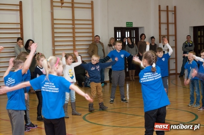 Zdjęcie w galerii na portalu naszraciborz.pl: Dzień otwarty w katolickiej szkole podstawowej  wiadomości z regionu