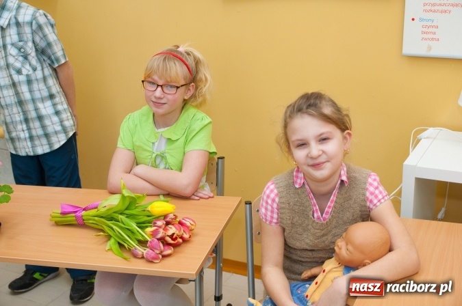 Zdjęcie w galerii na portalu naszraciborz.pl: Dzień otwarty w katolickiej szkole podstawowej  wiadomości z regionu