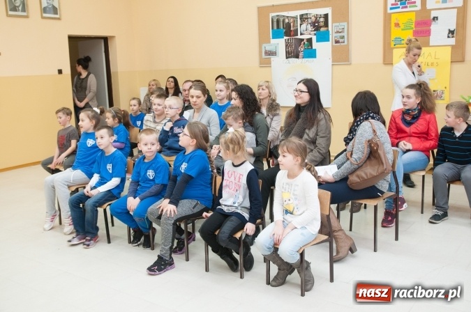 Zdjęcie w galerii na portalu naszraciborz.pl: Dzień otwarty w katolickiej szkole podstawowej  wiadomości z regionu