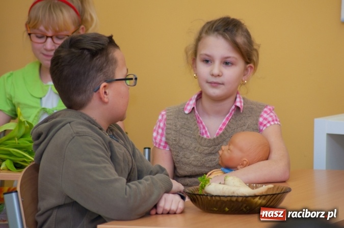 Zdjęcie w galerii na portalu naszraciborz.pl: Dzień otwarty w katolickiej szkole podstawowej  wiadomości z regionu