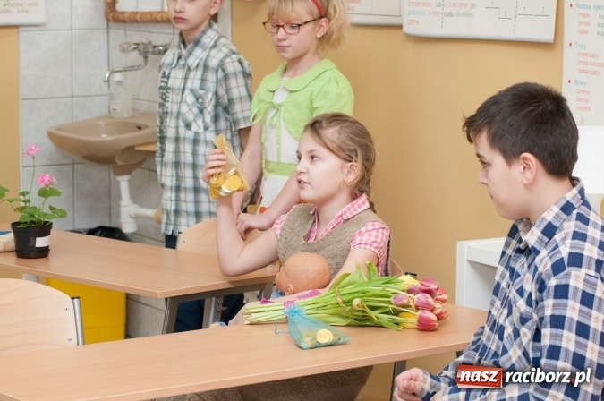 Zdjęcie w galerii na portalu naszraciborz.pl: Dzień otwarty w katolickiej szkole podstawowej  wiadomości z regionu