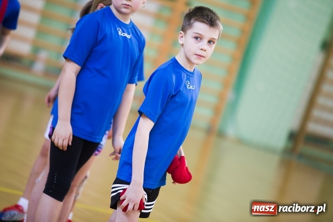 Zdjęcie w galerii na portalu naszraciborz.pl: Turniej Gier i Zabaw w Arenie Rafako wiadomości z regionu