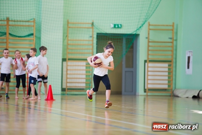 Zdjęcie w galerii na portalu naszraciborz.pl: Turniej Gier i Zabaw w Arenie Rafako wiadomości z regionu