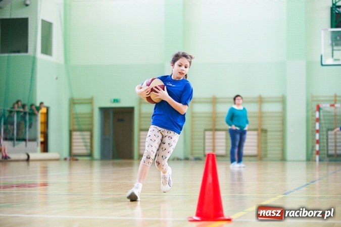 Zdjęcie w galerii na portalu naszraciborz.pl: Turniej Gier i Zabaw w Arenie Rafako wiadomości z regionu