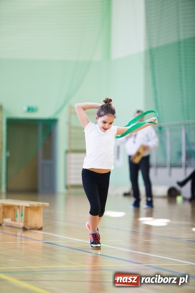 Zdjęcie w galerii na portalu naszraciborz.pl: Turniej Gier i Zabaw w Arenie Rafako wiadomości z regionu