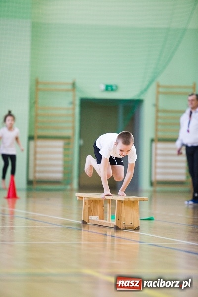 Zdjęcie w galerii na portalu naszraciborz.pl: Turniej Gier i Zabaw w Arenie Rafako wiadomości z regionu