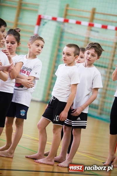 Zdjęcie w galerii na portalu naszraciborz.pl: Turniej Gier i Zabaw w Arenie Rafako wiadomości z regionu