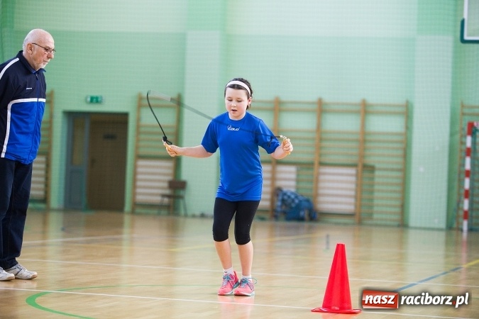Zdjęcie w galerii na portalu naszraciborz.pl: Turniej Gier i Zabaw w Arenie Rafako wiadomości z regionu