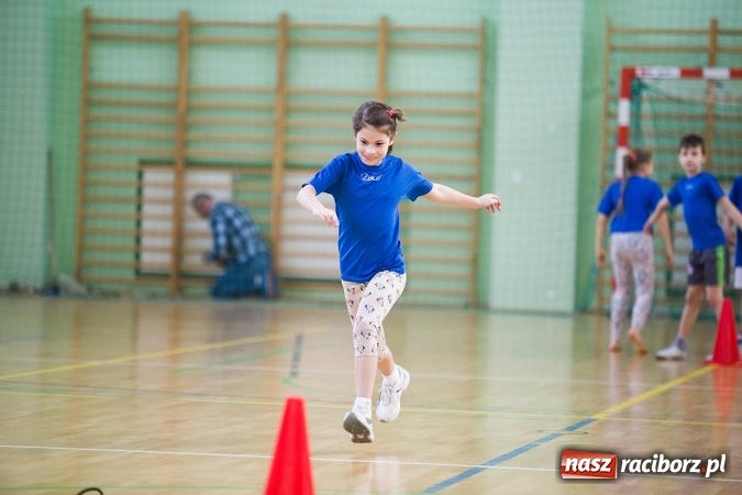 Zdjęcie w galerii na portalu naszraciborz.pl: Turniej Gier i Zabaw w Arenie Rafako wiadomości z regionu