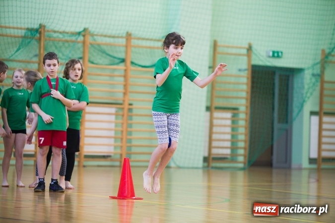 Zdjęcie w galerii na portalu naszraciborz.pl: Turniej Gier i Zabaw w Arenie Rafako wiadomości z regionu