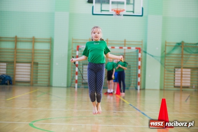 Zdjęcie w galerii na portalu naszraciborz.pl: Turniej Gier i Zabaw w Arenie Rafako wiadomości z regionu