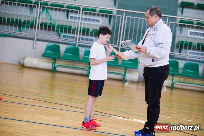 Zdjęcie w galerii na portalu naszraciborz.pl: Turniej Gier i Zabaw w Arenie Rafako wiadomości z regionu