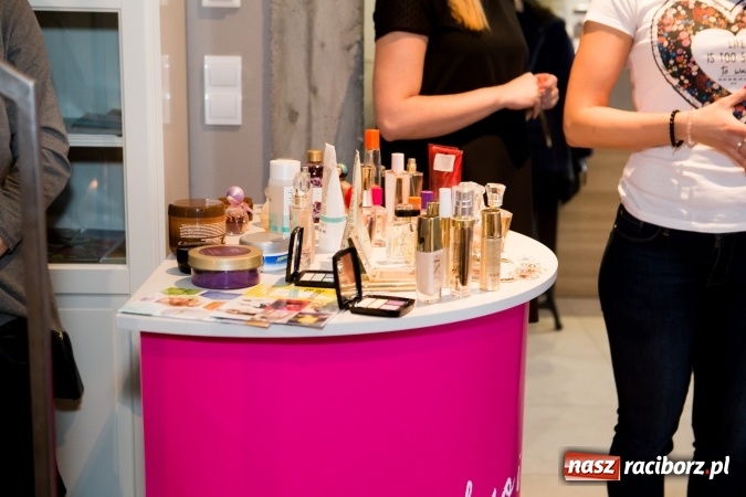 Zdjęcie w galerii na portalu naszraciborz.pl: Wprowadź w życie pozytywne zmiany - w Villi Antiqua odbyły się warsztaty dla kobiet wiadomości z regionu