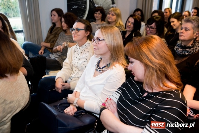 Zdjęcie w galerii na portalu naszraciborz.pl: Wprowadź w życie pozytywne zmiany - w Villi Antiqua odbyły się warsztaty dla kobiet wiadomości z regionu