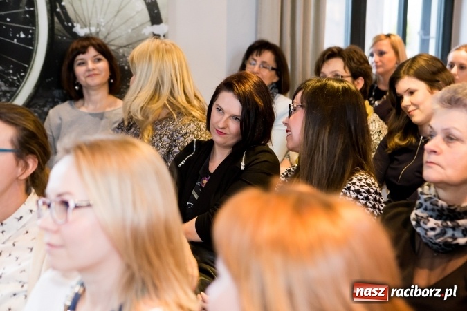 Zdjęcie w galerii na portalu naszraciborz.pl: Wprowadź w życie pozytywne zmiany - w Villi Antiqua odbyły się warsztaty dla kobiet wiadomości z regionu