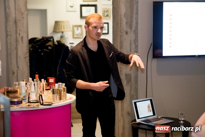 Zdjęcie w galerii na portalu naszraciborz.pl: Wprowadź w życie pozytywne zmiany - w Villi Antiqua odbyły się warsztaty dla kobiet wiadomości z regionu