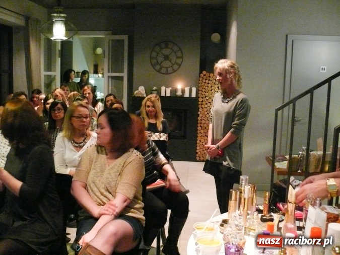 Zdjęcie w galerii na portalu naszraciborz.pl: Wprowadź w życie pozytywne zmiany - w Villi Antiqua odbyły się warsztaty dla kobiet wiadomości z regionu