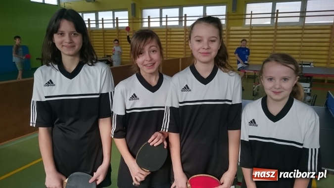 Zdjęcie w galerii na portalu naszraciborz.pl: W Pawłowie odbył się półfinał wojewódzki szkół podstawowych w tenisie wiadomości z regionu