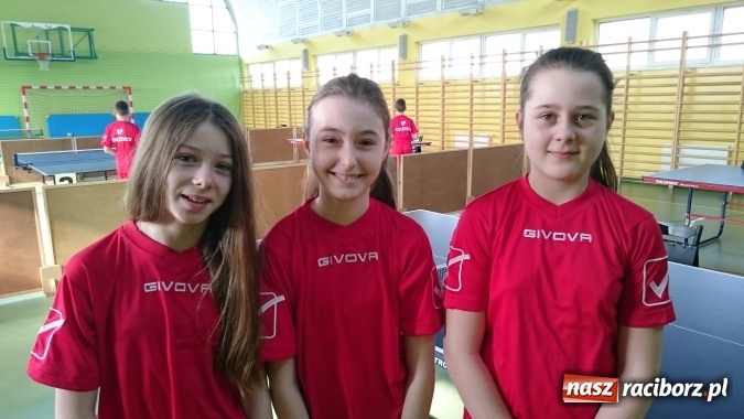 Zdjęcie w galerii na portalu naszraciborz.pl: W Pawłowie odbył się półfinał wojewódzki szkół podstawowych w tenisie wiadomości z regionu