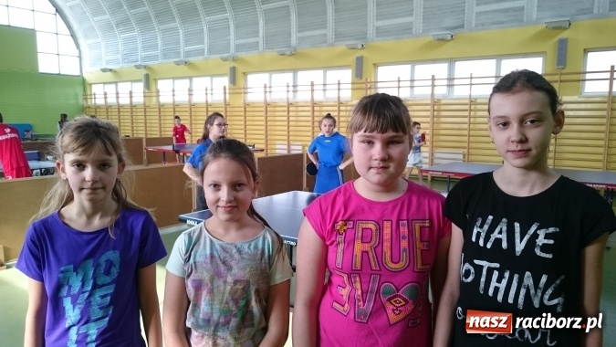 Zdjęcie w galerii na portalu naszraciborz.pl: W Pawłowie odbył się półfinał wojewódzki szkół podstawowych w tenisie wiadomości z regionu