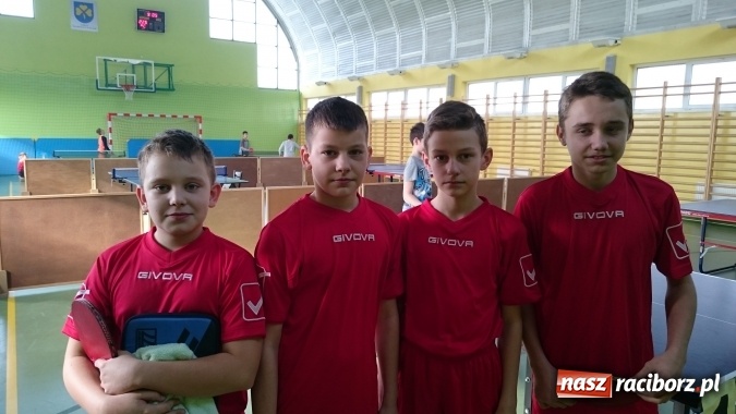 Zdjęcie w galerii na portalu naszraciborz.pl: W Pawłowie odbył się półfinał wojewódzki szkół podstawowych w tenisie wiadomości z regionu