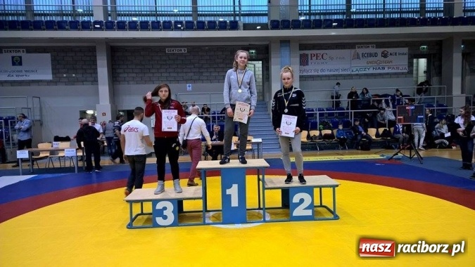 Zdjęcie w galerii na portalu naszraciborz.pl: Pięć medali zapaśniczek Unii Racibórz na Mistrzostwach Śląska wiadomości z regionu