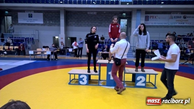 Zdjęcie w galerii na portalu naszraciborz.pl: Pięć medali zapaśniczek Unii Racibórz na Mistrzostwach Śląska wiadomości z regionu