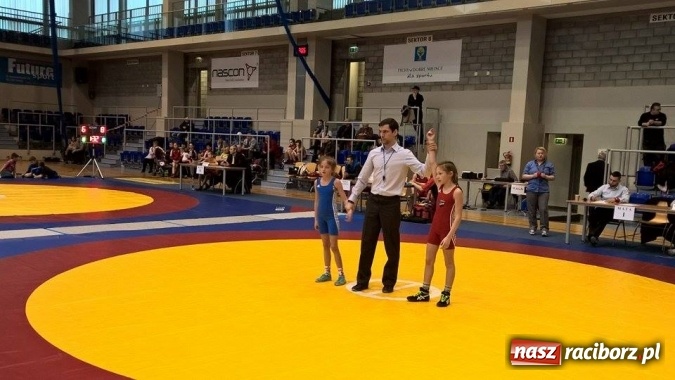 Zdjęcie w galerii na portalu naszraciborz.pl: Pięć medali zapaśniczek Unii Racibórz na Mistrzostwach Śląska wiadomości z regionu