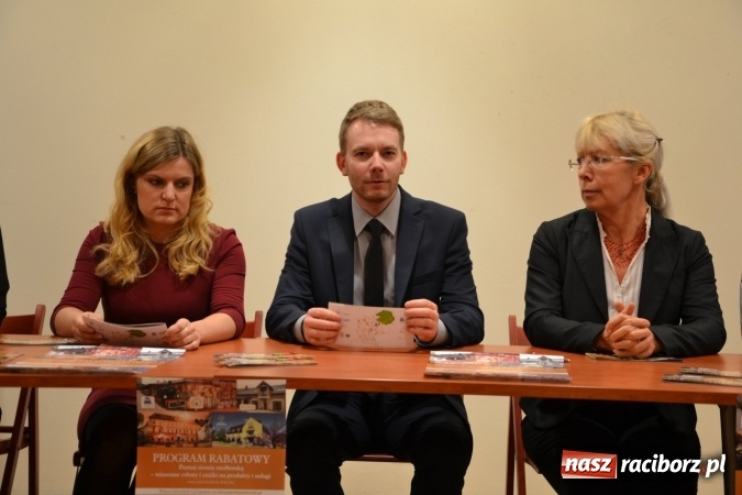 Zdjęcie w galerii na portalu naszraciborz.pl: Poznaj ziemię raciborską - wiosenne rabaty i zniżki na produkty i usługi - 1 kwietnia rusza nowy program rabatowy wiadomości z regionu