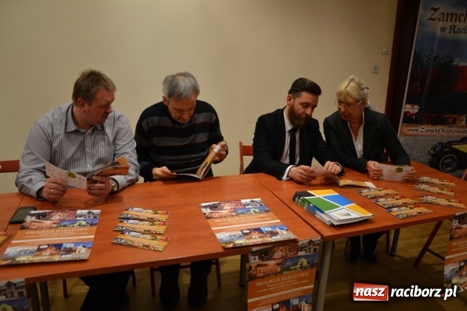 Zdjęcie w galerii na portalu naszraciborz.pl: Poznaj ziemię raciborską - wiosenne rabaty i zniżki na produkty i usługi - 1 kwietnia rusza nowy program rabatowy wiadomości z regionu