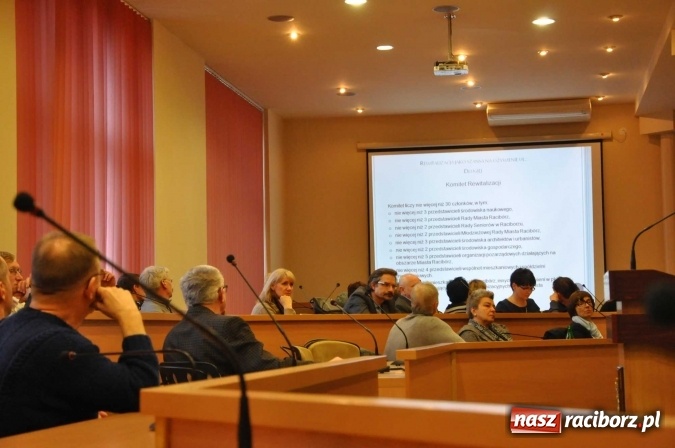 Zdjęcie w galerii na portalu naszraciborz.pl: Debata o raciborskiej starówce, czyli jak w ulicę Długą tchnąć nowe życie! wiadomości z regionu