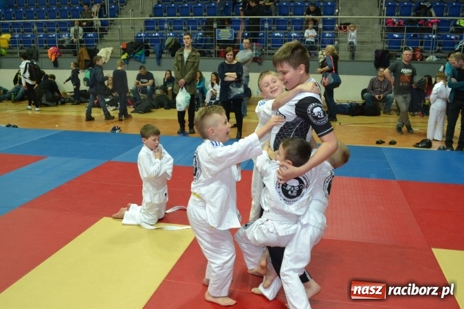 Zdjęcie w galerii na portalu naszraciborz.pl: Sukcesy najmłodszych Łamatorów na turnieju w Katowicach  wiadomości z regionu