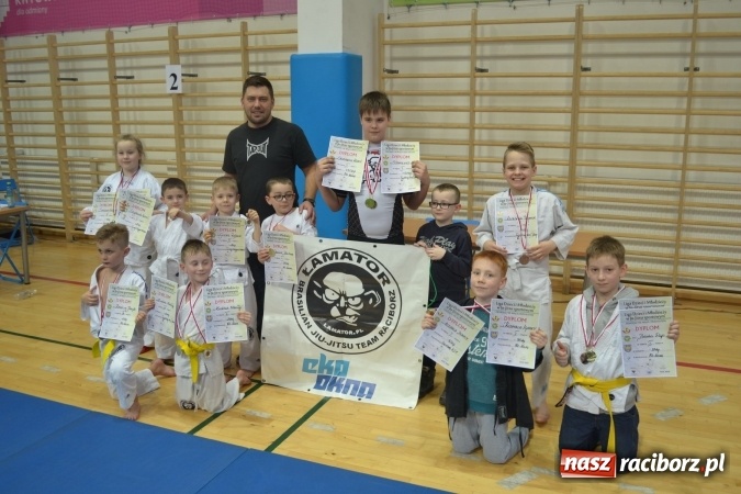 Zdjęcie w galerii na portalu naszraciborz.pl: Sukcesy najmłodszych Łamatorów na turnieju w Katowicach  wiadomości z regionu