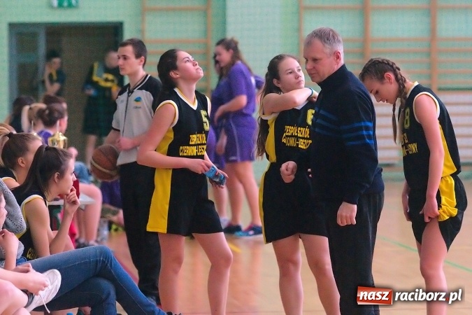 Zdjęcie w galerii na portalu naszraciborz.pl: Koszykarki CKZiU nr 1 lepsze od Czerwionki-Leszczyn wiadomości z regionu