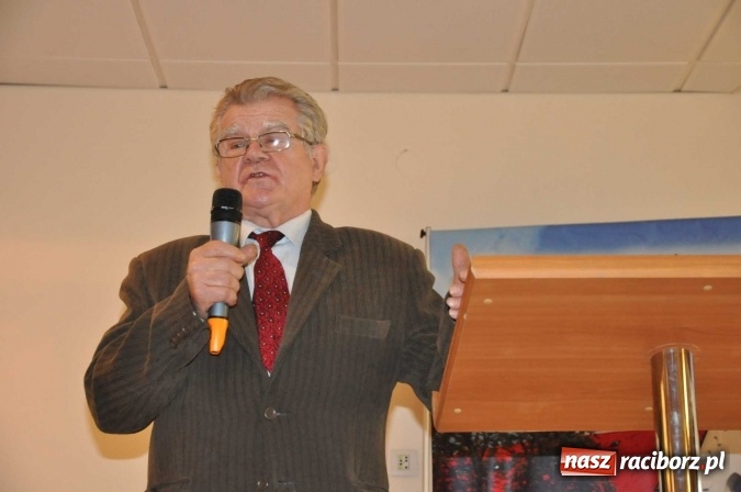 Zdjęcie w galerii na portalu naszraciborz.pl: Niezwykłości przyrody powiatu raciborskiego i okolic - promocja książki na zamku  wiadomości z regionu