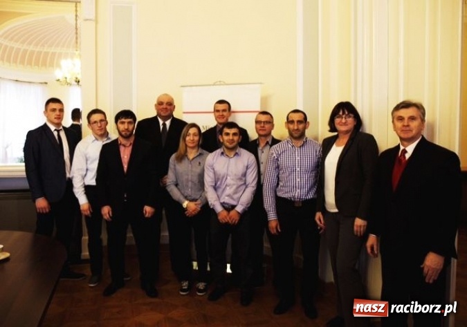 Zdjęcie w galerii na portalu naszraciborz.pl: Medaliści ME w zapasach z wizytą w Ministerstwie Sportu wiadomości z regionu