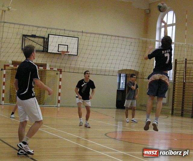 Zdjęcie w galerii na portalu naszraciborz.pl: Najlepsze pary z Mechanika  wiadomości z regionu