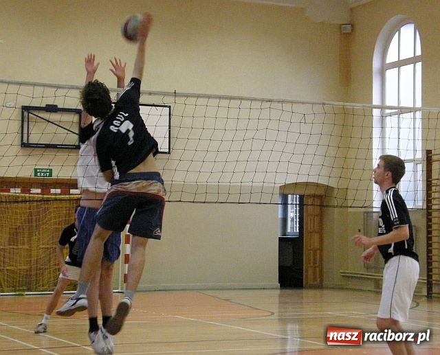 Zdjęcie w galerii na portalu naszraciborz.pl: Najlepsze pary z Mechanika  wiadomości z regionu