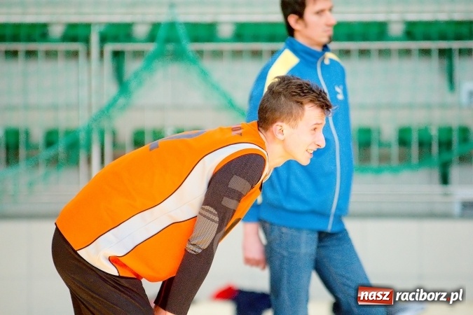 Zdjęcie w galerii na portalu naszraciborz.pl: Siatkarze ZSOMS pewnie awansowali do dalszych rozgrywek wiadomości z regionu